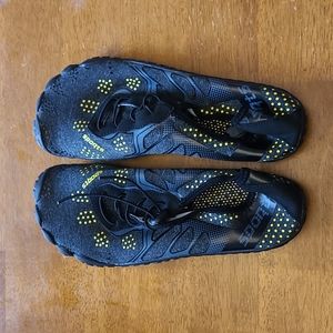Water shoes